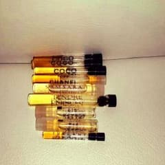 CHANEL サンプルのサムネイル