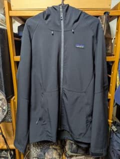 patagonia フード付きジャケット M 黒 アズフーディのサムネイル