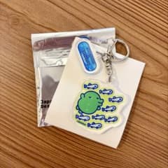 たまごっち　新江ノ島水族館　コラボ　アクリルキーホルダー　くちぱっちのサムネイル