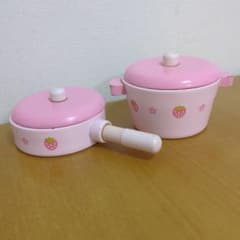 マザーガーデン　いちごキッチン　鍋とフライパンセットのサムネイル