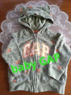 Baby GAP 恐竜プリント フード付きアウター パーカー 6-12ヶ月用のサムネイル