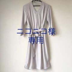 ニコニコ様専用　膝丈ワンピース　ハニーズのサムネイル
