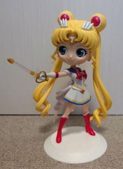 Q posket 美少女戦士セーラームーン フィギュアのサムネイル