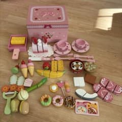【マザーガーデン】木製おままごとセット スイーツと食器付きのサムネイル