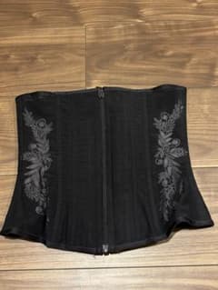 莉*菜様 Pinup Closet 元鈴木さんコルセット Sireneシレーヌ - メルカリ