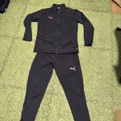 PUMA ブラック ジャージ上下セットのサムネイル