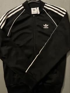 adidas トラックジャケットのサムネイル