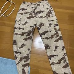 ディアローレル　迷彩カーゴパンツのサムネイル
