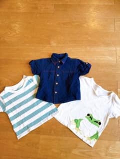 【最終値下げ】紺色カッターシャツ&Tシャツ2枚セット（無印&ユニクロあり）のサムネイル
