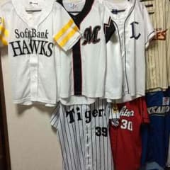 プロ野球ユニフォームのサムネイル