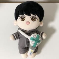 TXT ボムギュ マスター ぬいぐるみ 20cm ドールのサムネイル