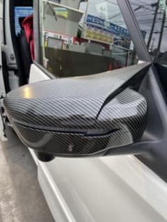 希少 セレナc27 カーボンミラーカバーのサムネイル