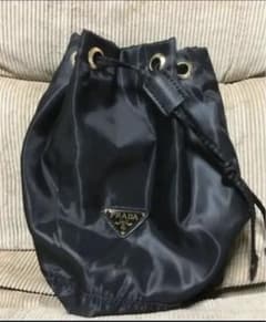 新品 プラダ 巾着ポーチ コスメポーチ 化粧ポーチ 黒のサムネイル