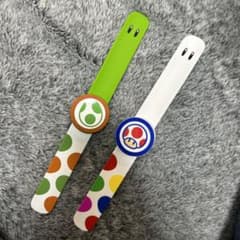 Toshiさん専用！ USJ パワーアップバンド キノピオ ヨッシー 2つセットのサムネイル