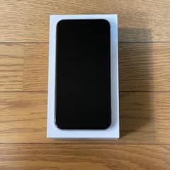 ※美品※ iPhone11 64GB 白ホワイトのサムネイル