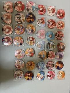 すとぷり 缶バッジ まとめ売り 39点のサムネイル