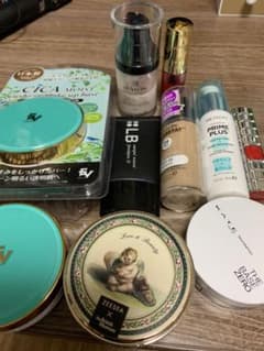 化粧品まとめ売りセットのサムネイル