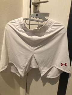 Under Armour ホワイトショーツのサムネイル