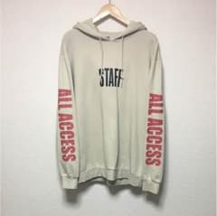 H&M purpose tour パーカーのサムネイル