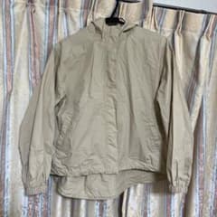 マウンテンパーカーのサムネイル