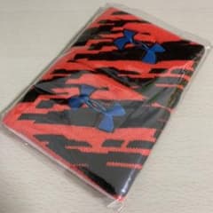 新品 未使用 アンダーアーマー リストバンドのサムネイル