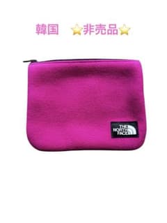 THE NORTH FACE (ザノースフェイス)フリースポーチ　ピンクのサムネイル
