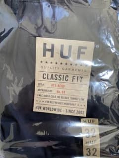 50%off!新品未使用！HUF クラシックフィットパンツのサムネイル