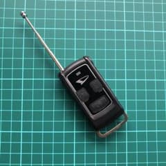 ダイハツ純正　エンジンスターターリモコンのサムネイル
