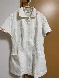 ローラアシュレイ　ナース服のサムネイル