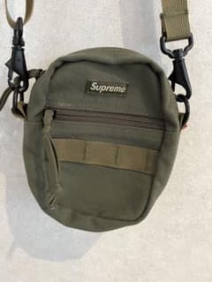 supreme ショルダーバック　値下げしましたのサムネイル