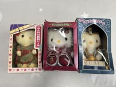 【非売品】キティちゃん　限定ドール　セットのサムネイル