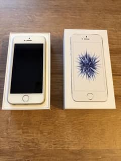 Apple iPhone SE 本体のサムネイル