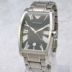 EMPORIO ARMANI スクエア ローマン デイト クォーツ 稼働 185 - メルカリ