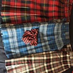制服スカートのサムネイル