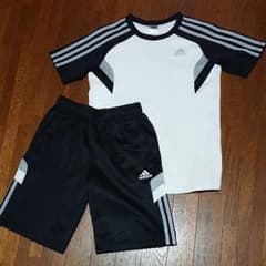 adidas トレーニングウェアセットのサムネイル