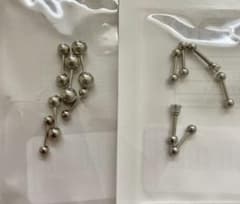 ボール ピアス　ステンレスのサムネイル