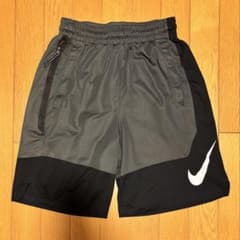 NIKE ショートパンツ ハーフパンツ グレー ブラックのサムネイル