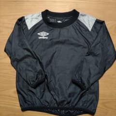 UMBRO　サッカーピステシャツ　キッズ　130cmのサムネイル