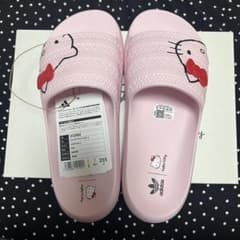 adidas アディレッタ Ayoon ハローキティ サンダル - メルカリ
