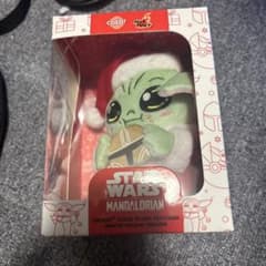 ホットトイズ グローグー ぬいぐるみ サンタ クリスマス マンダ
