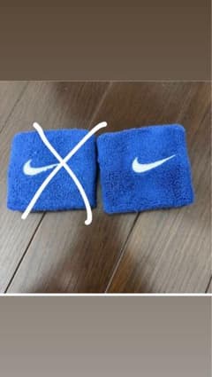 NIKE　リストバンド　ブルーのサムネイル