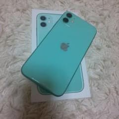 iPhone 11 グリーン 64 GB SIMフリーのサムネイル