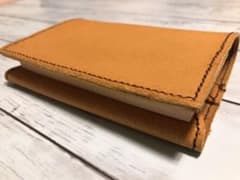 レザーブックカバー　ハンドメイドのサムネイル