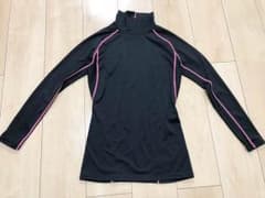 【under armor】ラッシュガードのサムネイル