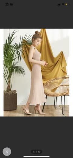 ロングニットワンピースのサムネイル