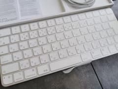 APPLE KEYBOARD (JIS)テンキーレス マジックキーボードのサムネイル