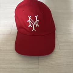 レッド ベースボールキャップのサムネイル