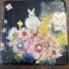 作家 陶芸作家 野村晃子 うさぎと花 飾り皿 銘々皿 ゆずりは工房うさぎ