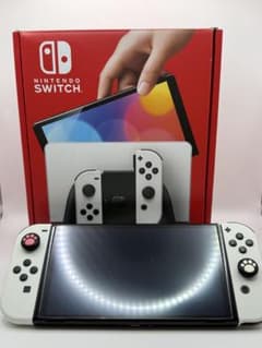 Nintendo Switch (有機ELモデル) ホワイトのサムネイル