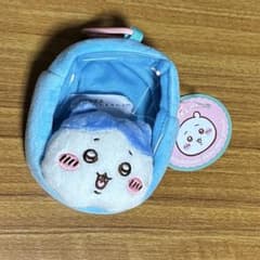 ちいかわ 窓付きおかおミニポーチ ハチワレのサムネイル